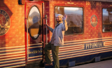 Avail the best luxury train tour packages in India